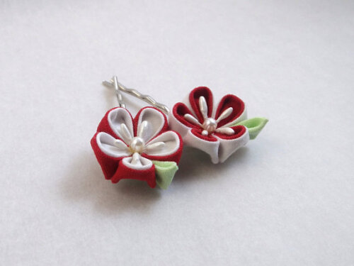 Plum Blossom Bobby Pin04