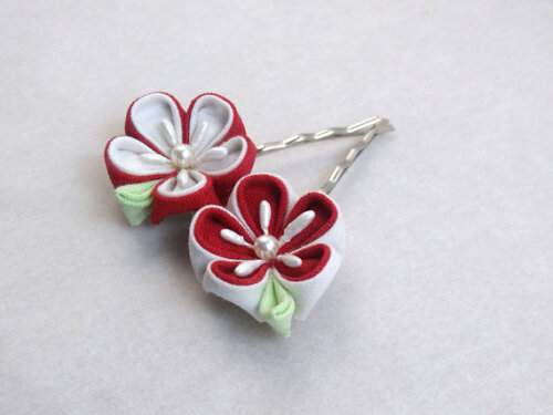 Plum Blossom Bobby Pin05