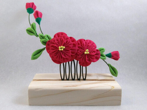 Crimson Pink Camellia Hair Vine001