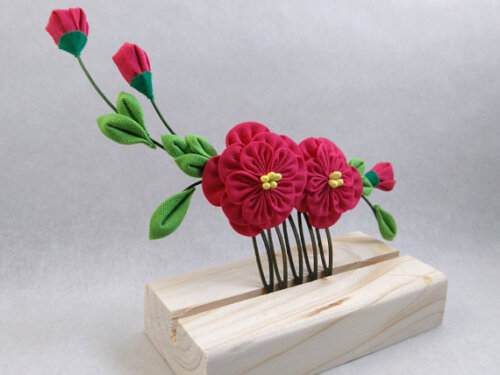 Crimson Pink Camellia Hair Vine002