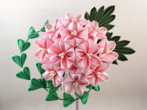 Handpainted Cherry Blossom Tsumami Zaiku Facsinator 001