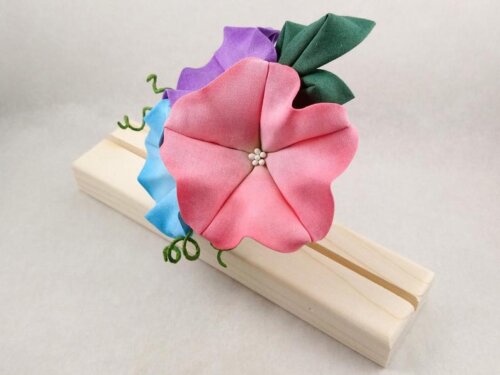 Handpainted Morning Glory Tsumami Zaiku Kanazashi Facsinator005