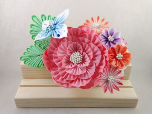 Peony Aster Bouquet & Butterfly Tsumami Zaiku Headpiece 001