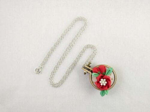 Red Camellia Blossom & Buds Embroidary Hoop Pendant 003