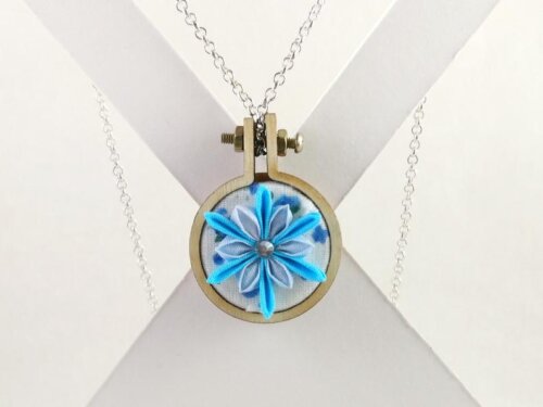 Snowflake Embroidary Hoop Pendant 001