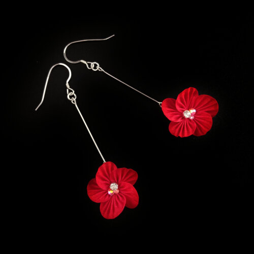 SQ003Red5Petal Flaming Hibiscus Drop Earrings